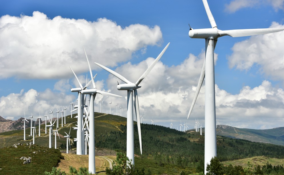 Der Bestand der Windparks mit seinen Altanlagen ist gekennzeichnet durch die Umstände der damaligen Zeit. Repowering bietet vielerlei Chancen. Ersatz-Windräder sind oftmals leiser, weil moderne Windräder alleine schon durch ihre niedrigere Zahl an Umdrehungen  weniger Geräusch verursachen. (#3)