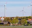 Wind-an-Land-Gesetz: Bundesregierung will Strom aus erneuerbaren Energien bis 2030 verdoppeln (Foto: AdobeStock - reisezielinfo)