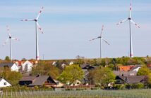 Wind-an-Land-Gesetz: Bundesregierung will Strom aus erneuerbaren Energien bis 2030 verdoppeln (Foto: AdobeStock - reisezielinfo)